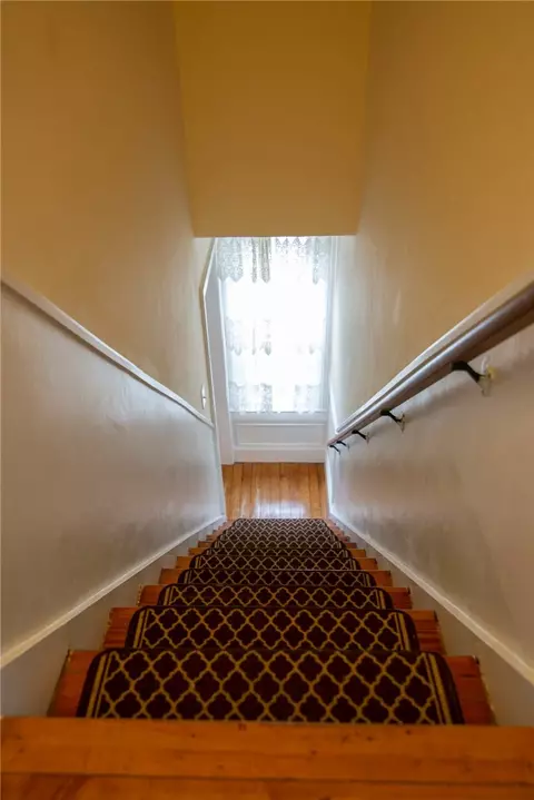 93 Gordon Ave, Warwick, RI 02889 photo 17