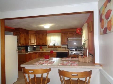 93 Mayfair Rd, Warwick, RI 02888 photo 11
