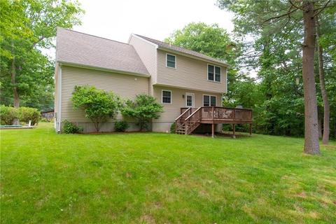 1 Pinoak Dr, Exeter, RI 02822 photo 3