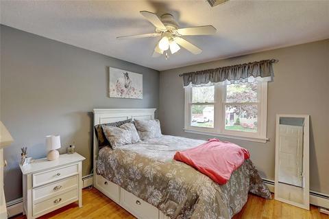 2 Dwight St, Cranston, RI 02921 photo 9