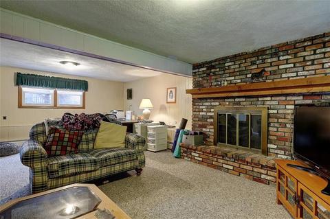 2 Dwight St, Cranston, RI 02921 photo 12