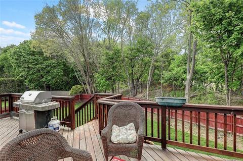 2 Dwight St, Cranston, RI 02921 photo 14