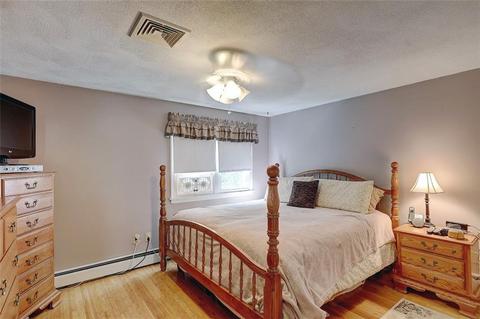 2 Dwight St, Cranston, RI 02921 photo 8