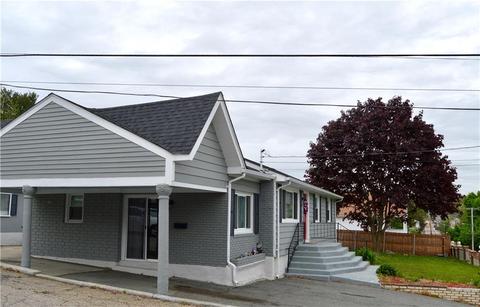 92 Read Ave, Coventry, RI 02816 photo 5