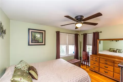 245 Chapmans Ave, Warwick, RI 02886 photo 8