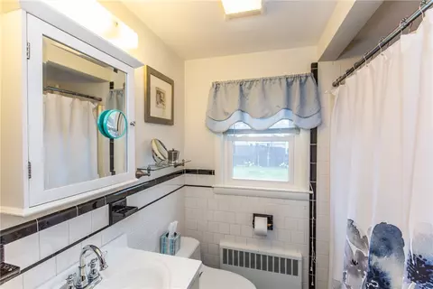 245 Chapmans Ave, Warwick, RI 02886 photo 12