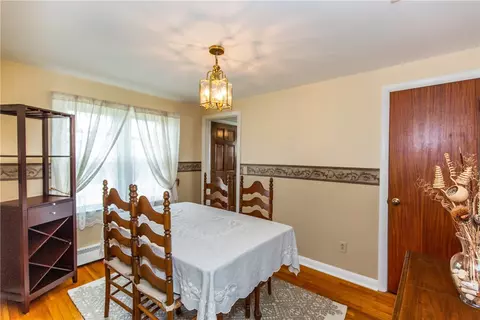 245 Chapmans Ave, Warwick, RI 02886 photo 7