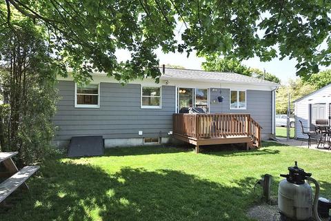 11 Burnside St, Warwick, RI 02886 photo 18