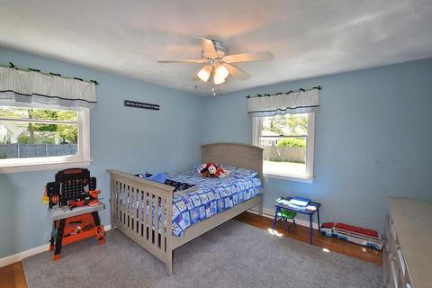 11 Burnside St, Warwick, RI 02886 photo 9