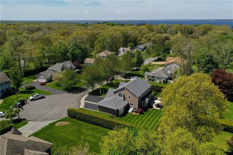 44 Sandra Ct, Bristol, RI 02809 photo 4