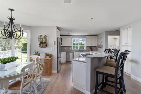 44 Sandra Ct, Bristol, RI 02809 photo 13