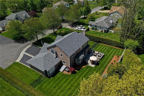 44 Sandra Ct, Bristol, RI 02809 photo 5