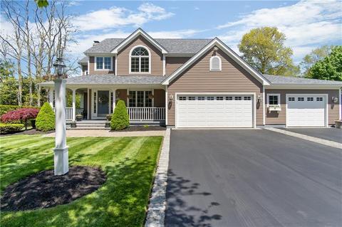 44 Sandra Ct, Bristol, RI 02809 photo 2