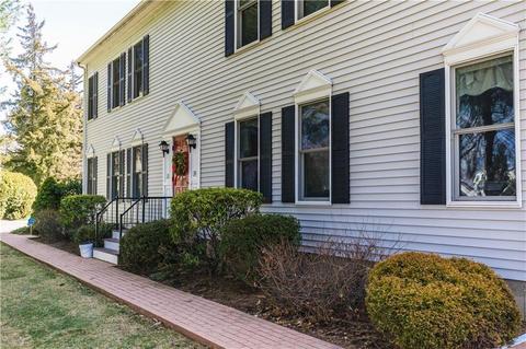 153 High St #30, Westerly, RI 02891 photo 3