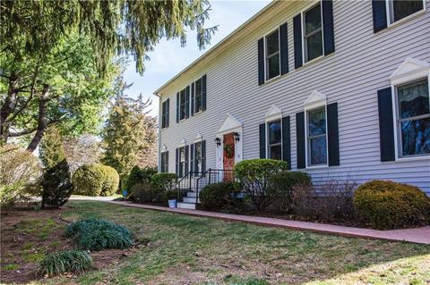 153 High St #30, Westerly, RI 02891 photo 2