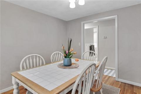 29 Haley Rd, Warwick, RI 02889 photo 14
