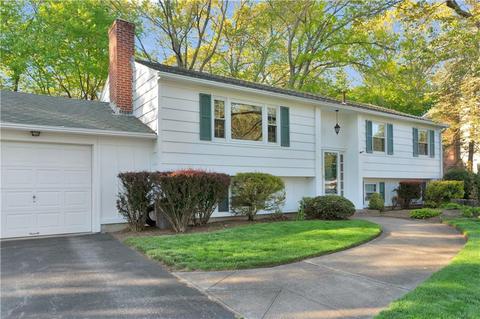 29 Haley Rd, Warwick, RI 02889 photo 2