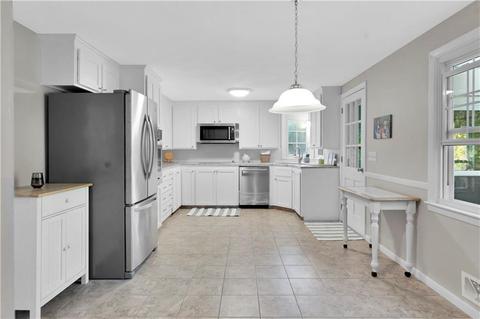 29 Haley Rd, Warwick, RI 02889 photo 10