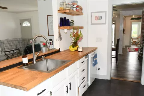 23 Washington Ave, Westerly, RI 02891 photo 7