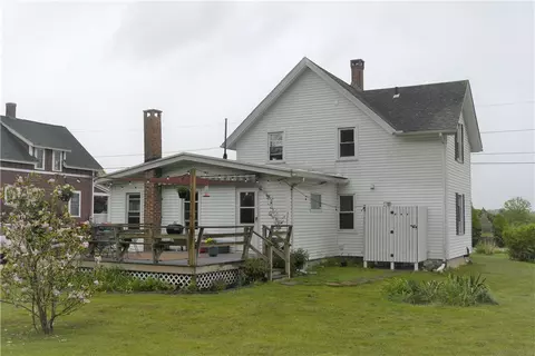 23 Washington Ave, Westerly, RI 02891 photo 4