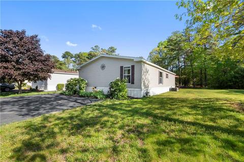 17 Sandra Cir, Coventry, RI 02816 photo 2