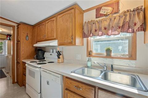17 Sandra Cir, Coventry, RI 02816 photo 10
