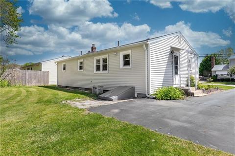 89 White Ave, Warwick, RI 02889 photo 21