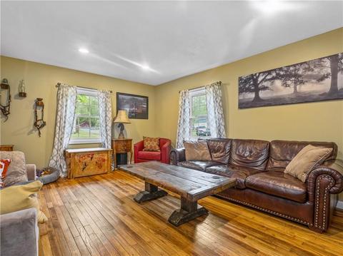 7 Sidney St, Plainville, MA 02762 photo 12