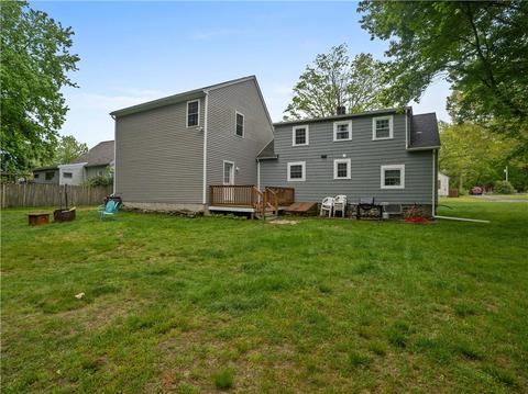 7 Sidney St, Plainville, MA 02762 photo 2