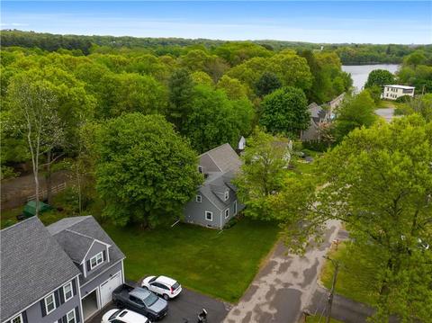 7 Sidney St, Plainville, MA 02762 photo 4