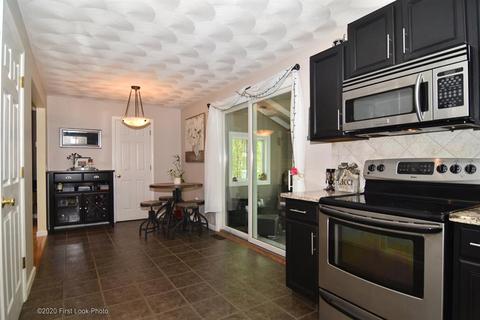 31 Eagle Dr, Hope, RI 02831 photo 8
