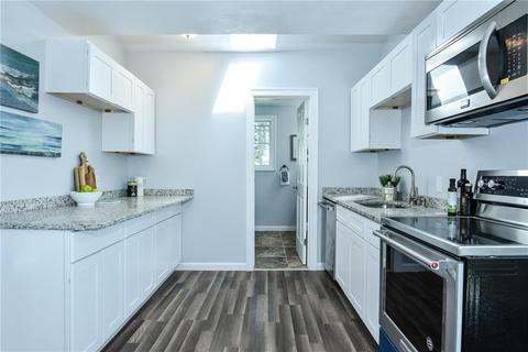 306 Bellman Ave, Warwick, RI 02889 photo 14