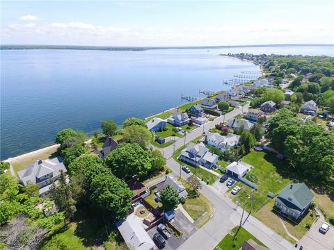 306 Bellman Ave, Warwick, RI 02889 photo 5