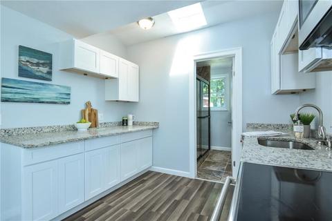 306 Bellman Ave, Warwick, RI 02889 photo 12