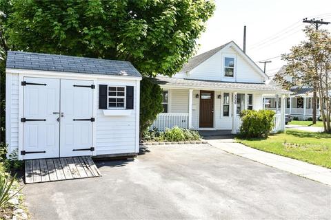 306 Bellman Ave, Warwick, RI 02889 photo 4