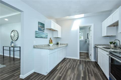 306 Bellman Ave, Warwick, RI 02889 photo 11