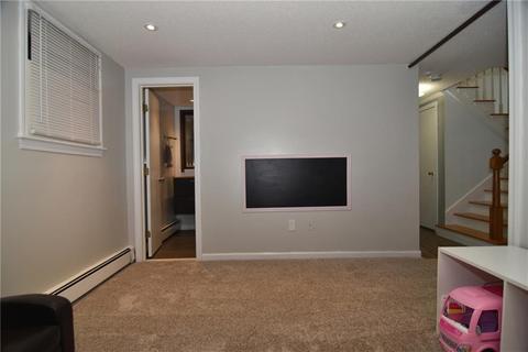 40 Oxford Ave, Woonsocket, RI 02895 photo 21