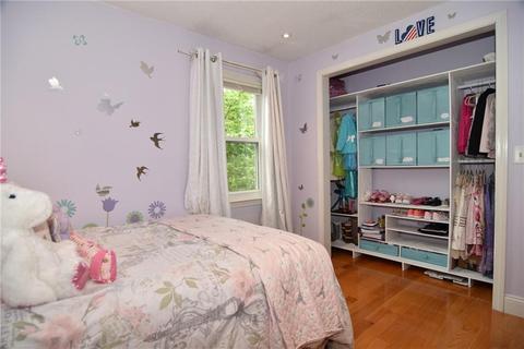 40 Oxford Ave, Woonsocket, RI 02895 photo 17