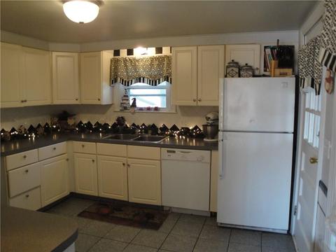 196 Harmony Ct, Warwick, RI 02889 photo 10