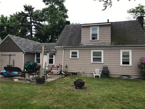 196 Harmony Ct, Warwick, RI 02889 photo 6