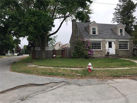 196 Harmony Ct, Warwick, RI 02889 photo 3