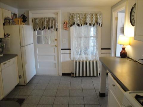 196 Harmony Ct, Warwick, RI 02889 photo 11
