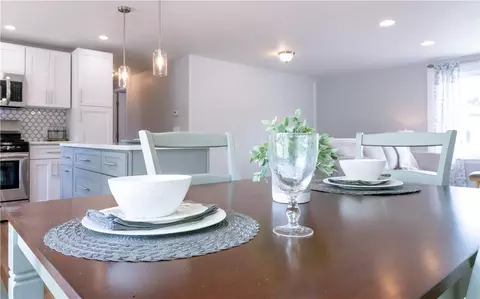 41 Chiswick Rd, Warwick, RI 02889 photo 11