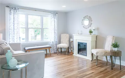 41 Chiswick Rd, Warwick, RI 02889 photo 6