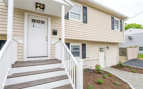 41 Chiswick Rd, Warwick, RI 02889 photo 5