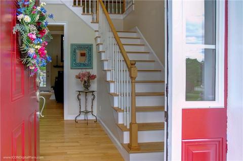 21 Bourque Rd, Cumberland, RI 02864 photo 3