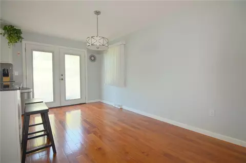 94 Lloyd Ave, Warwick, RI 02889 photo 8