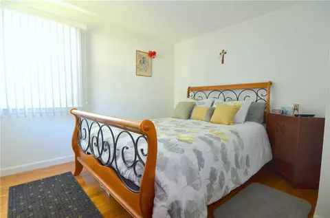 94 Lloyd Ave, Warwick, RI 02889 photo 13