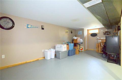 94 Lloyd Ave, Warwick, RI 02889 photo 20