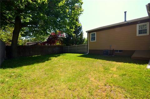 94 Lloyd Ave, Warwick, RI 02889 photo 25